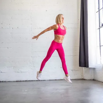 Kira Stokes Fit